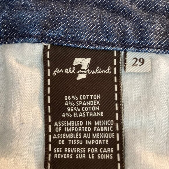 7 For All Manklind Jeans Flared Leg Lightly Distressed "A Pockets" SZ 29 (US 8) - Picture 13 of 14